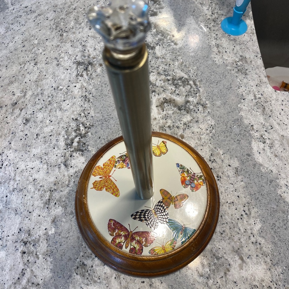 Mackenzie-Child Paper Towel Holder